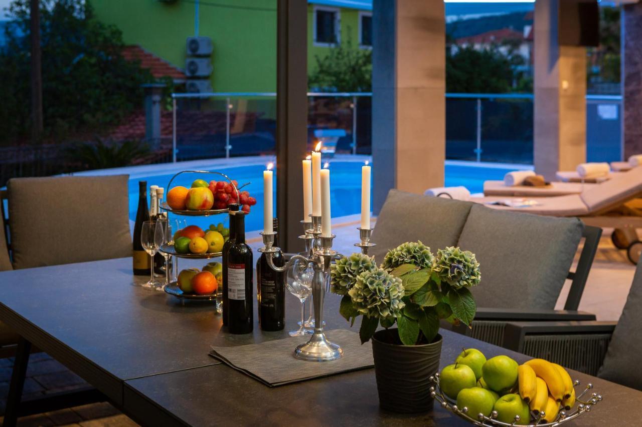 Beach Villa Valentina Trogir Eksteriør billede